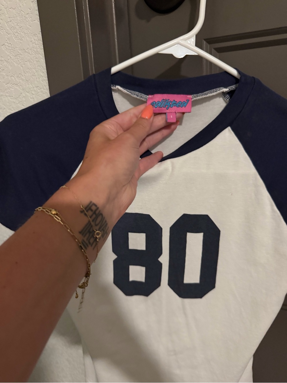 EDIKTED 80s Raglan Tee - Picture 2 of 3